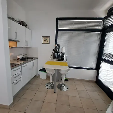 Adriatic مالينسكا